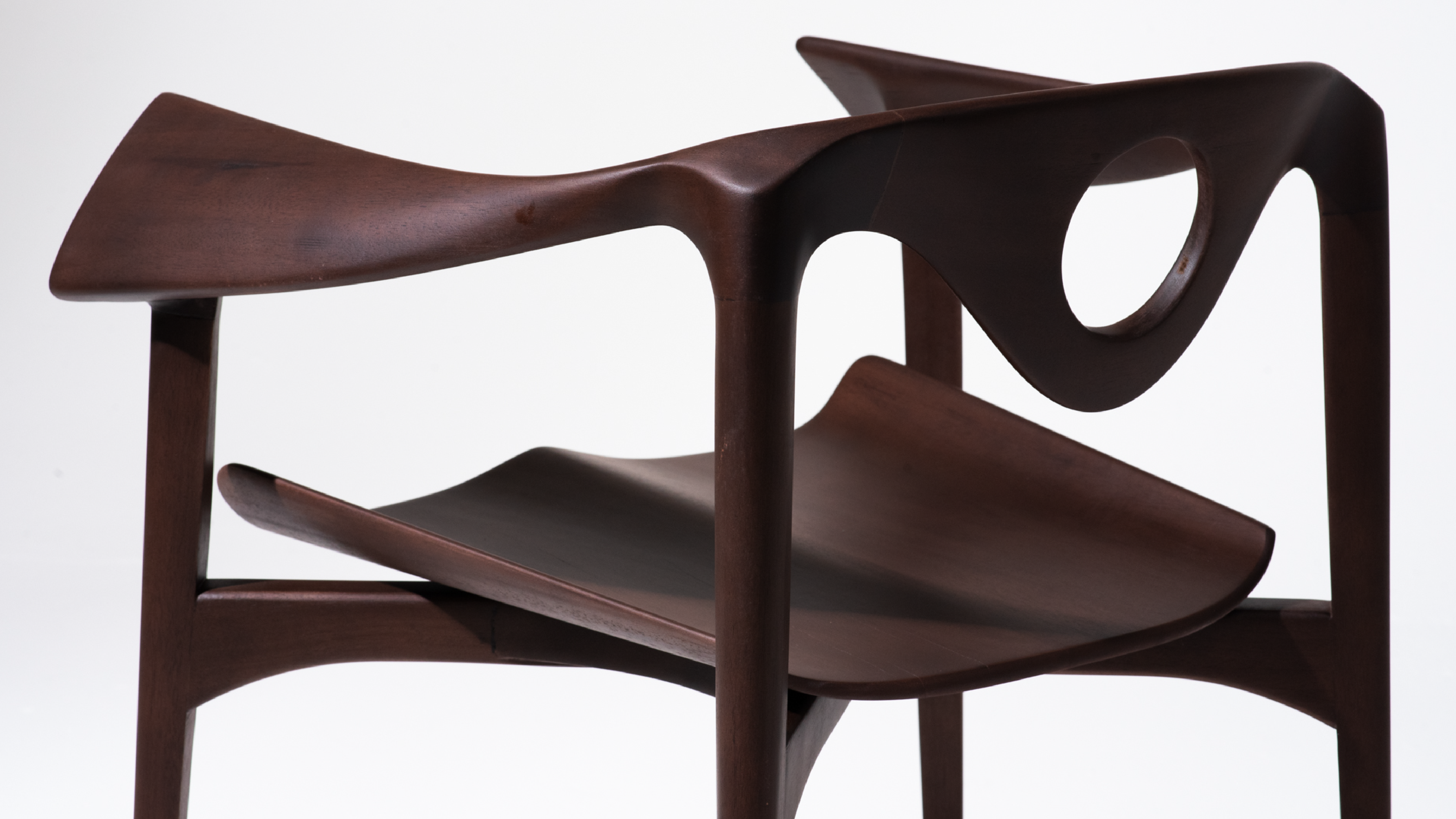Tiago Curioni e Zeea: mais uma parceria de sucesso no Design + Indústria
